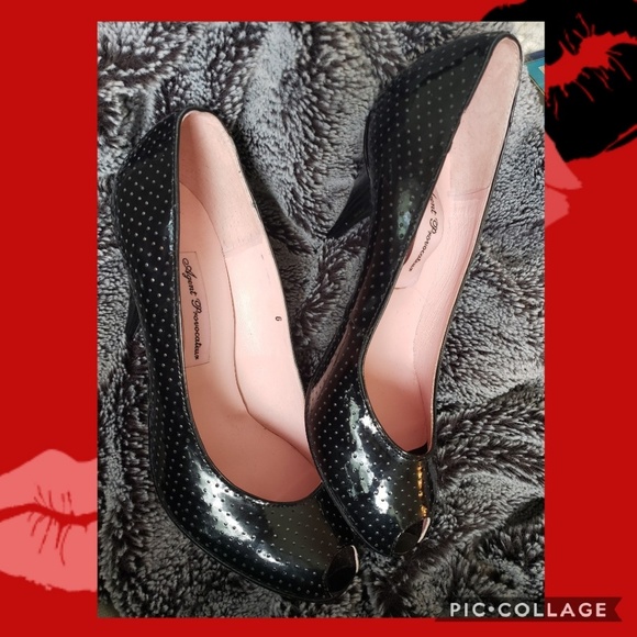 Agent Provocateur Perforated Leather Peep Toe - Picture 2 of 6